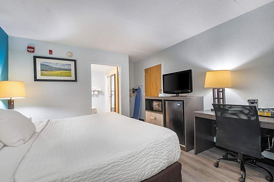 Clarion Inn Cleveland near University