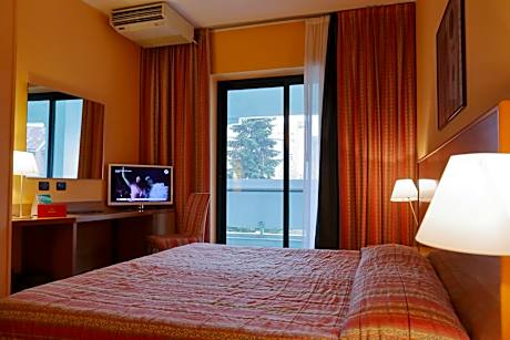 Hotel Romanisio