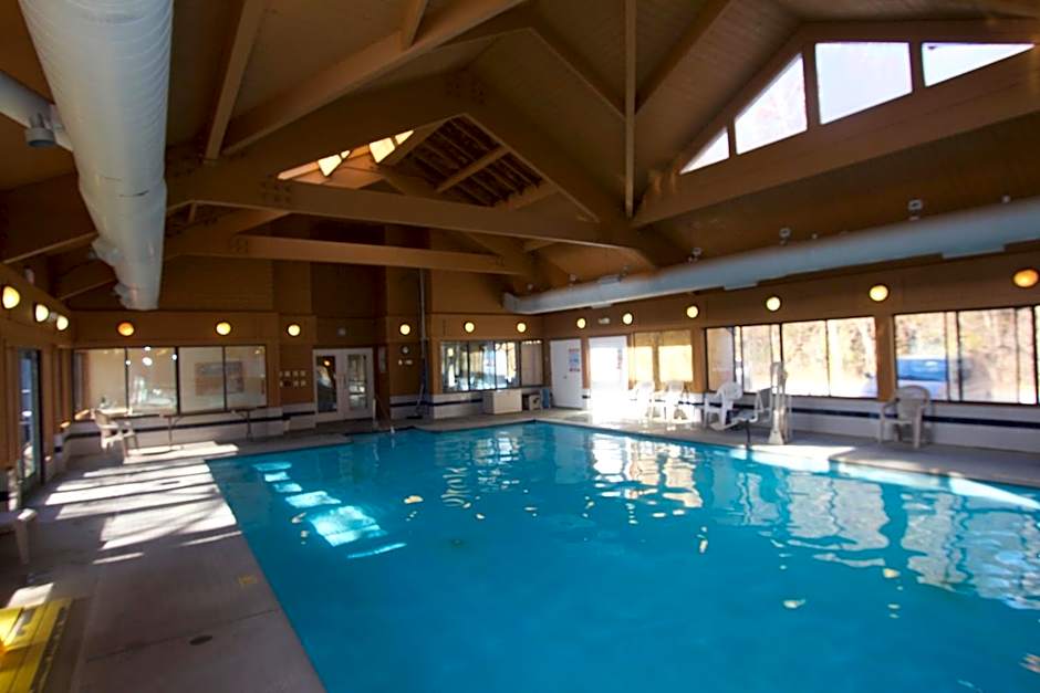 Stony Court at Bryce Mountain