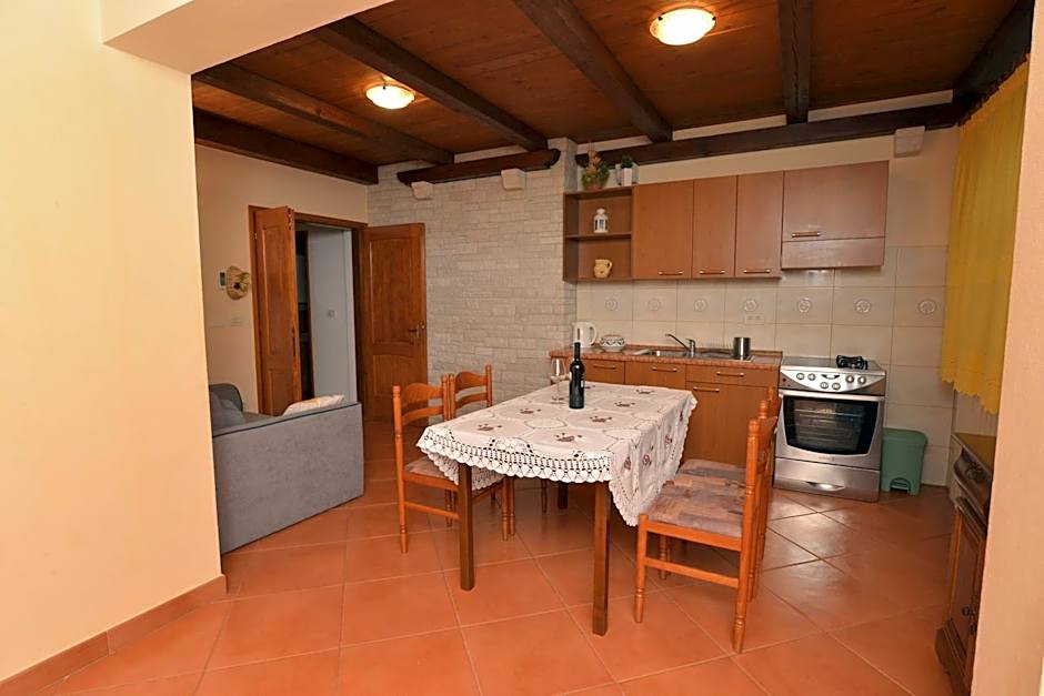 Apartments Ivan & Tina