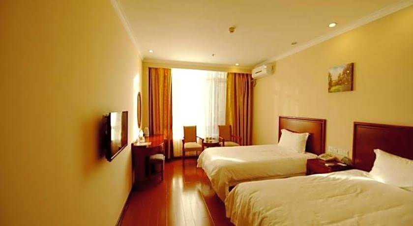 GreenTree Inn Qinhuangdao Peace Avenue Express Hotel