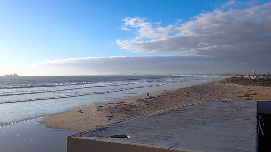 Lagoon Beach Hotel Apartments