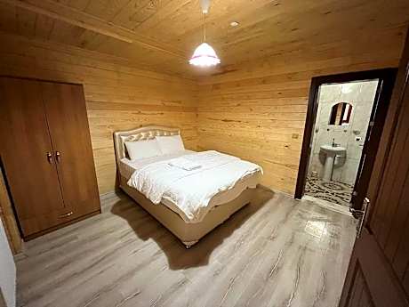 Suite with Garden View