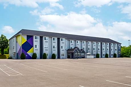 Spark by Hilton Clarion