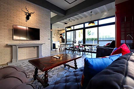 1999 Bed And Breakfast