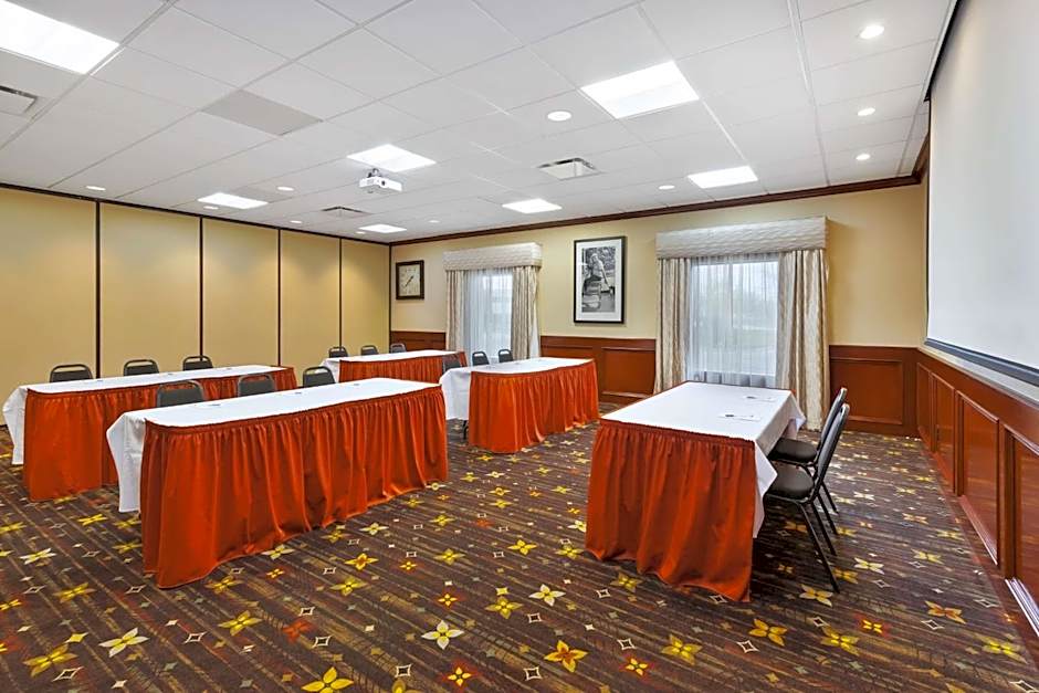 Hampton Inn By Hilton Detroit/Southgate