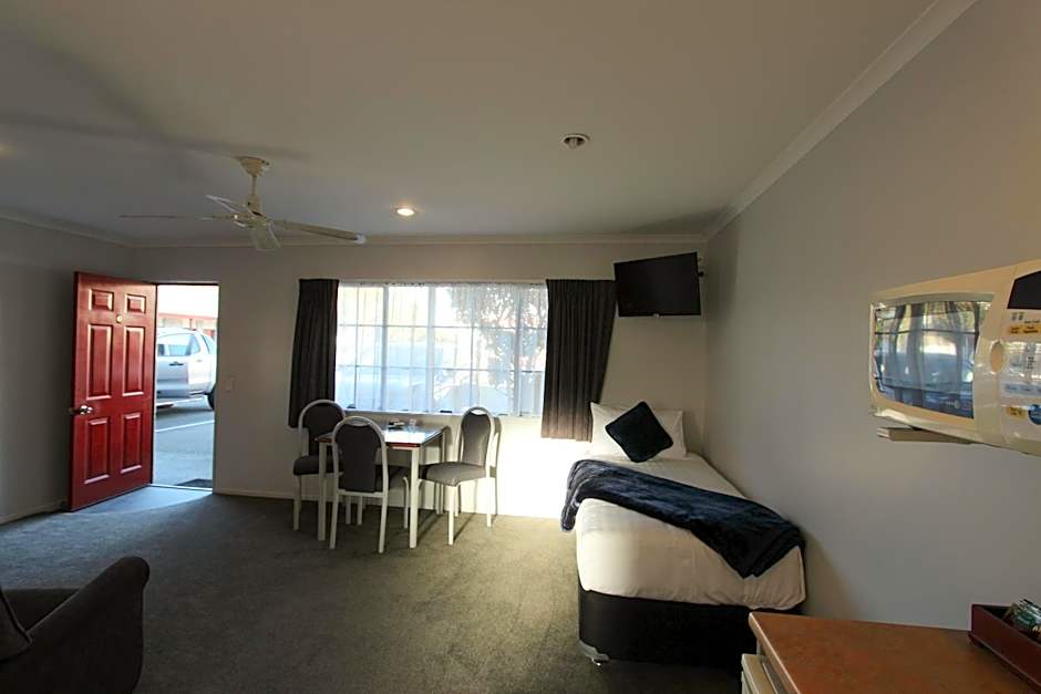 BK's Magnolia Motor Lodge