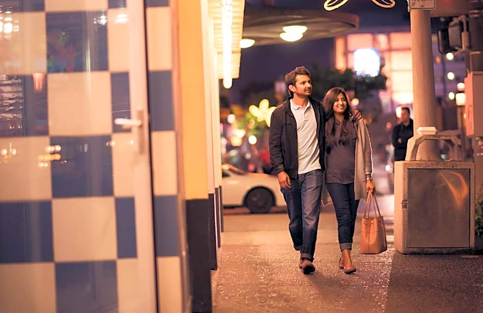 Inn at the Prom Oceanfront