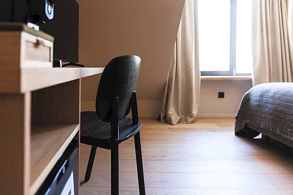 Photo 1 of 10 of Double Room