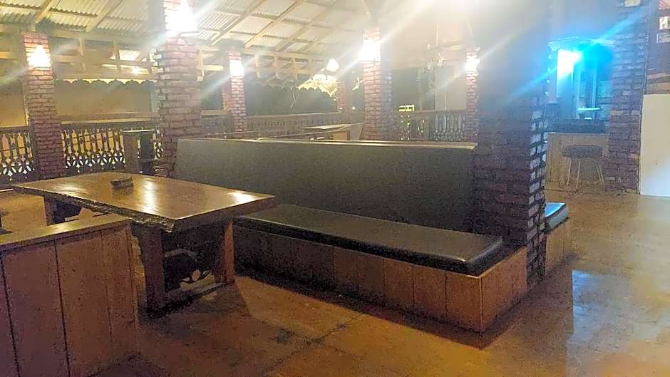 Lawang Inn Restaurant & Jungle Trek