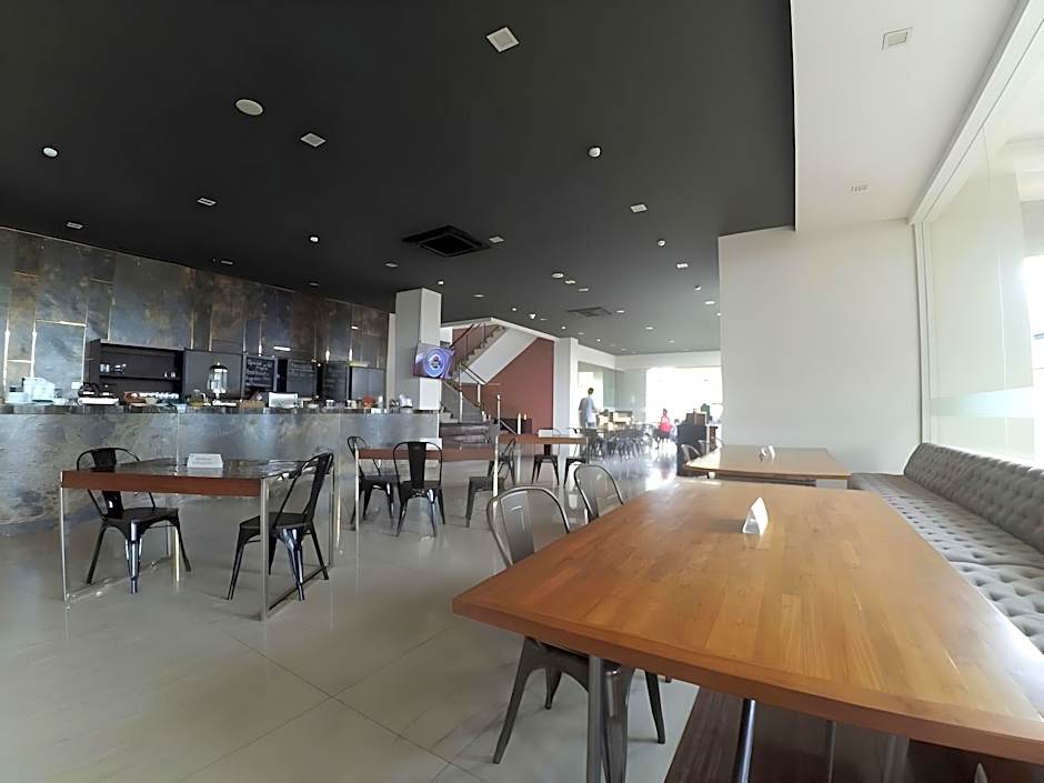 GRAND KOLOPAKING HOTEL