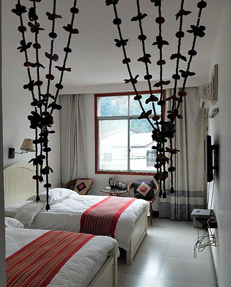 Zhangjiajie Forest Inn