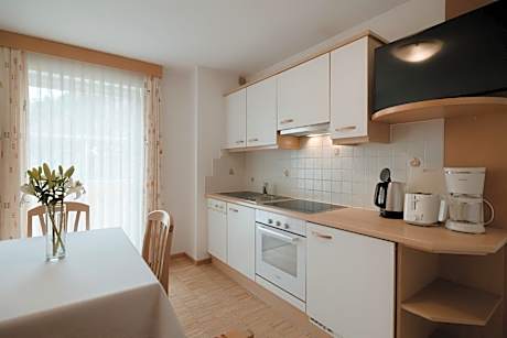 One-Bedroom Apartment with Balcony