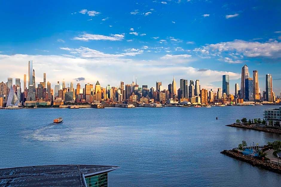 Envue, Autograph Collection