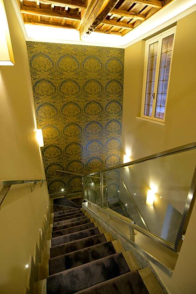 Giuturna Boutique Hotel