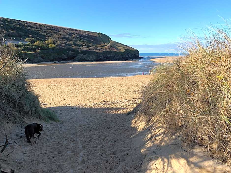 Mawgan Pads Lazy Days Lodge