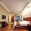GreenTree Inn Shandong Zaozhuang Tengzhou East Xueyuan Road Guiheyuan Business Hotel