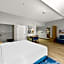 Hampton Inn & Suites Lancaster