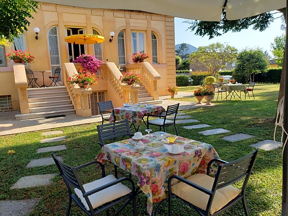 Marta Guest House