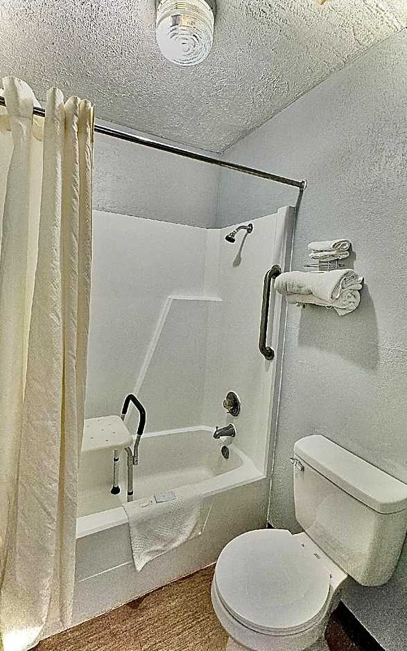 Volunteer Inn at Church Hill