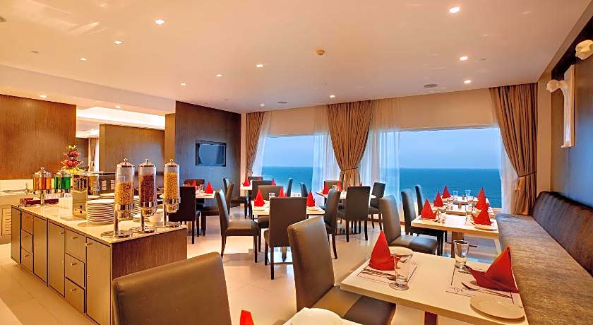 Hotel Novotel Visakhapatnam Varun Beach - - An AccorHotels Brand