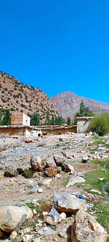 Hotel Izlane