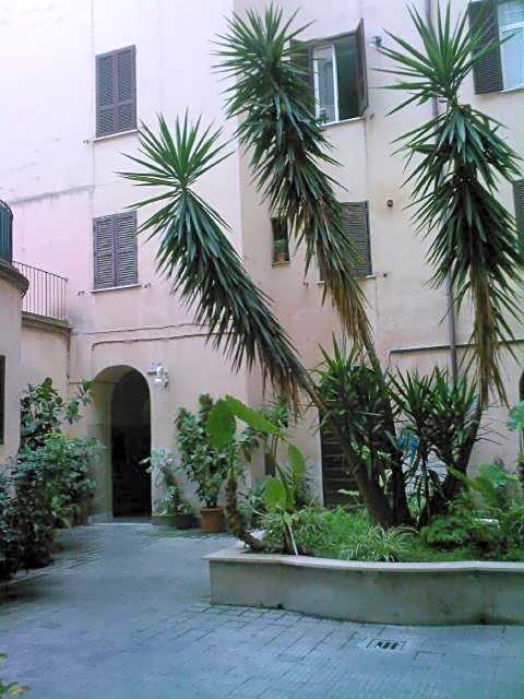 Roma Prince Inn accommodation