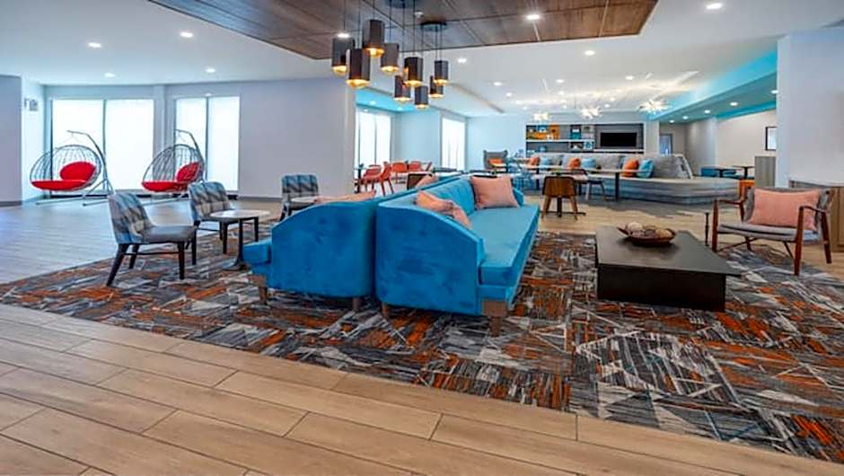 Home2 Suites by Hilton Pensacola Airport Medical Center