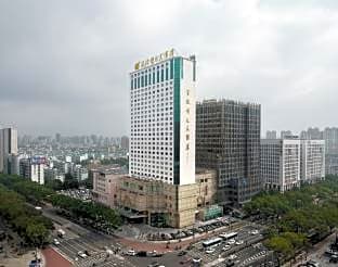 New Century - Deluxe 1 Bed Room, City View