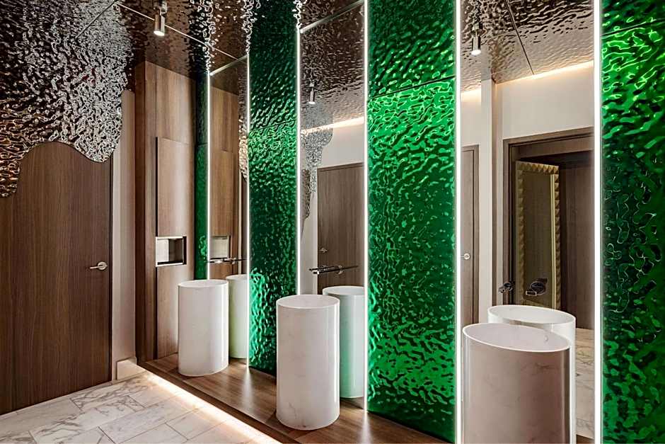 Renaissance Panama City Hotel