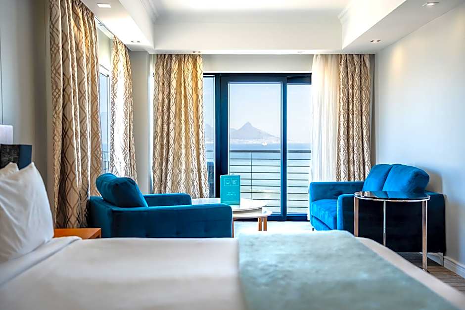 Photo 1 of 15 of Sea View Junior Suite