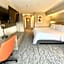 Holiday Inn Express & Suites Elyria By IHG