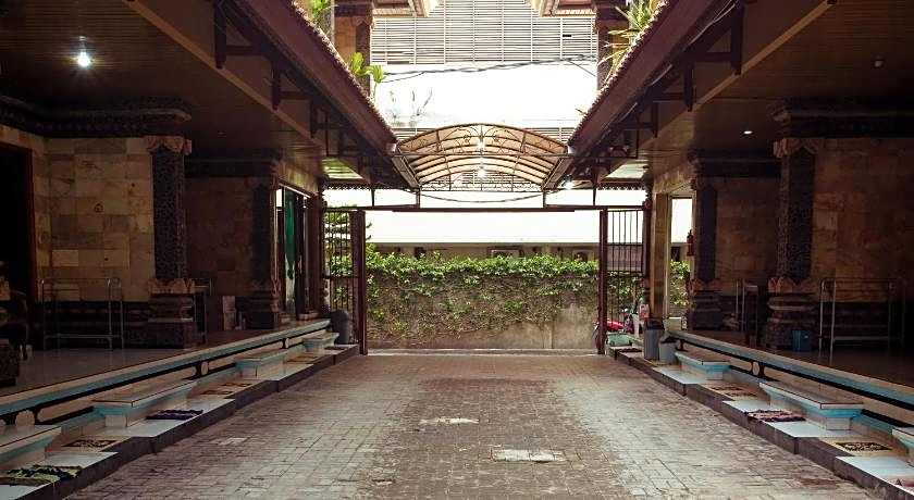 Segara Sadhu Inn Kuta