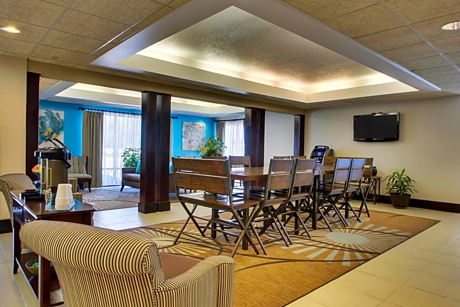 Wingfield Inn & Suites