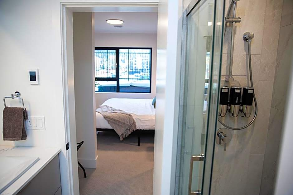 Birdies and Bears by Revelstoke Vacations