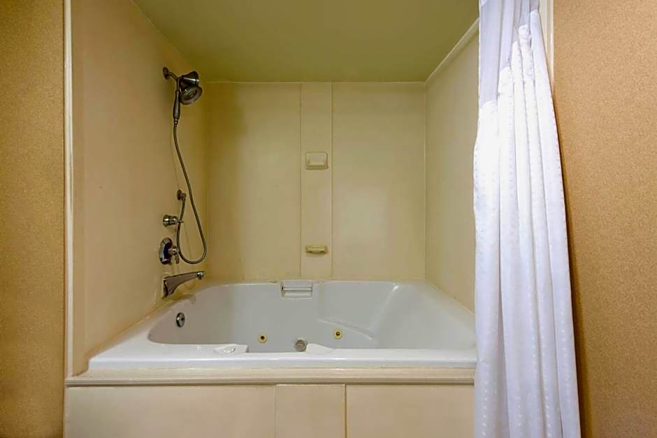 Holiday Inn Express Bensalem By IHG