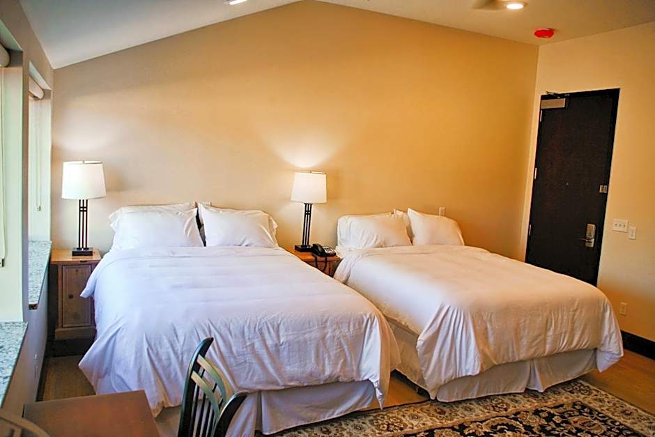 Iron Springs Luxury Lodge & Spa