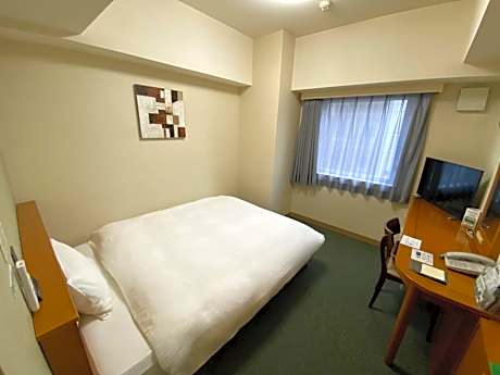 Single Room - Non-Smoking