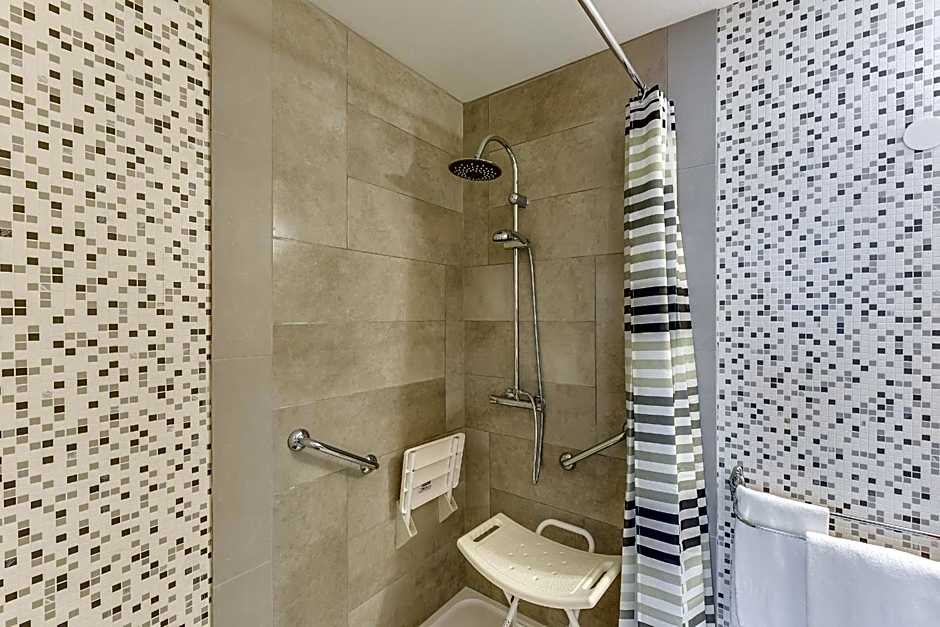 The Originals Access, Hotel Thouars