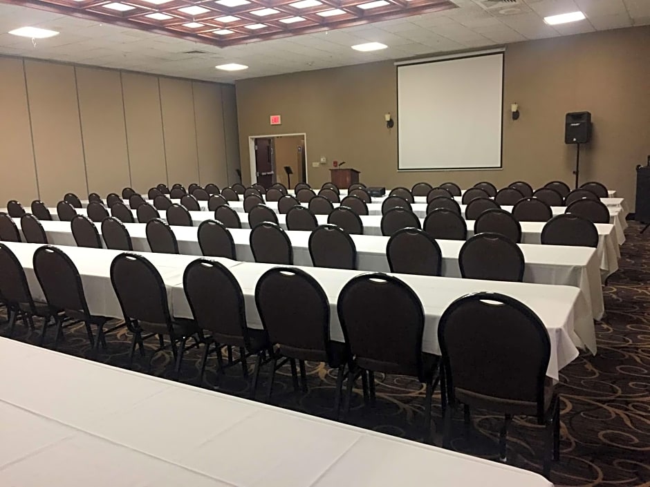 Best Western Plus Brandywine Inn & Suites