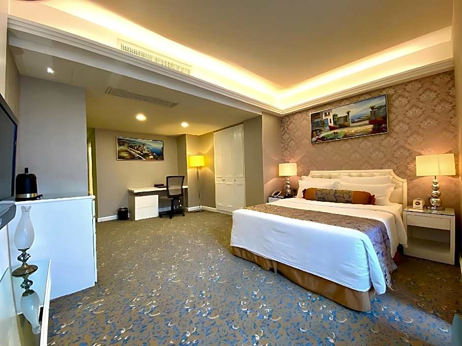 Metropole Hotel
