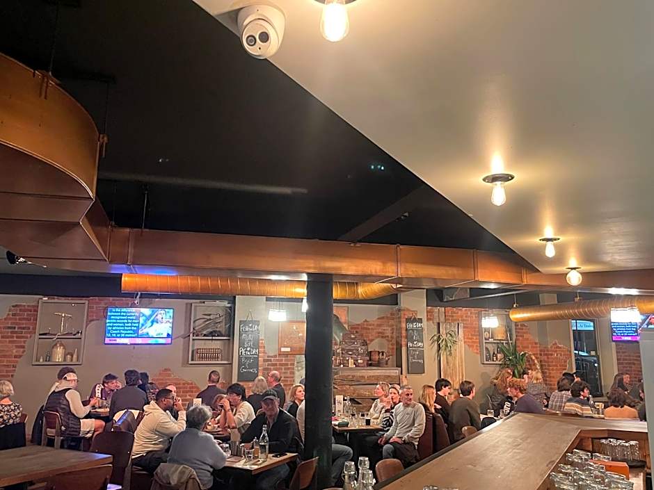 Shepherds Arms Hotel