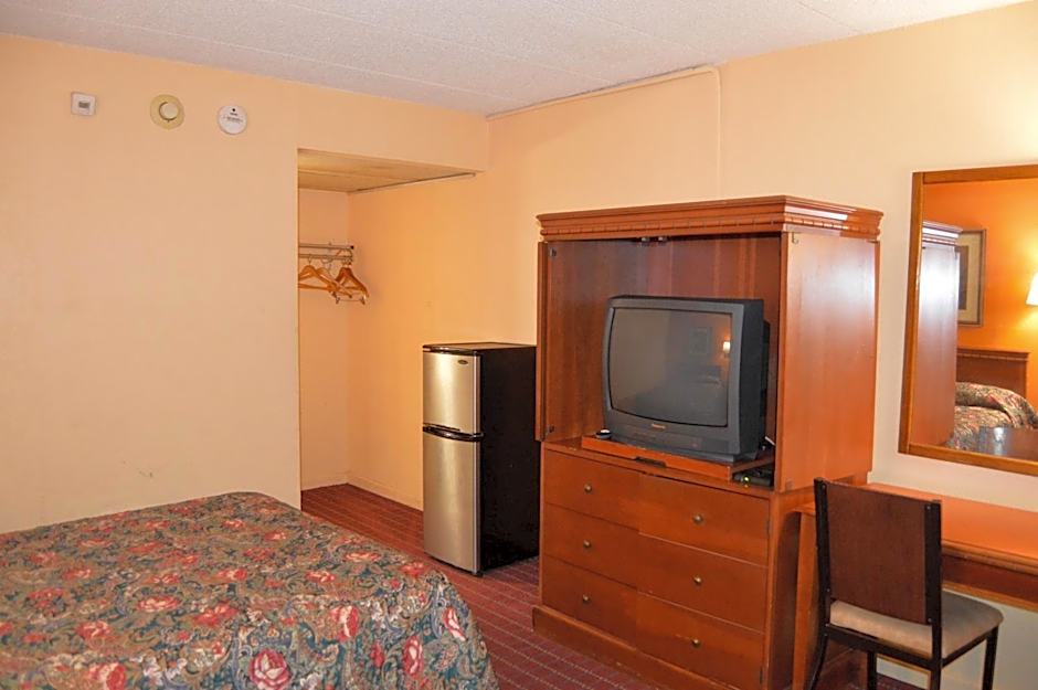 Travelers Inn