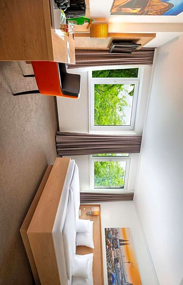 Stadthotel am Romerturm