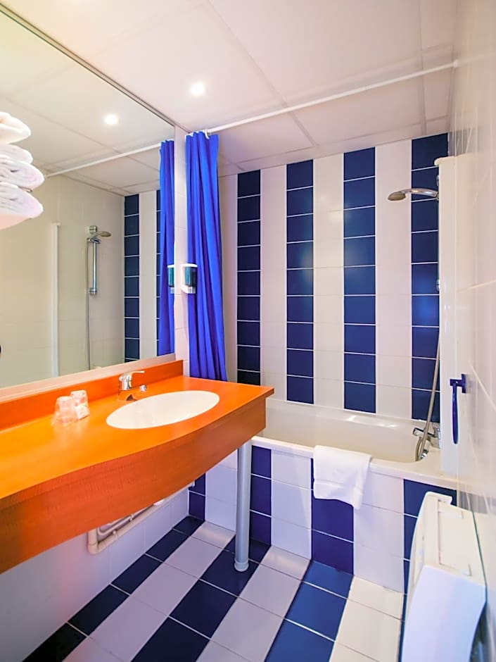 Brit Hotel Saint Malo  Le Transat