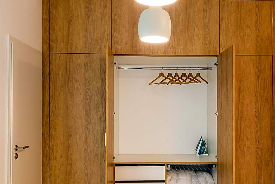 City Castle Apartments Free Parking