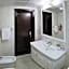 Deira Suites Deluxe Hotel Suites
