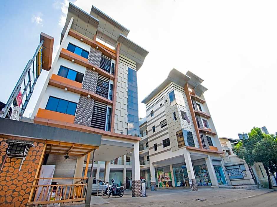 OYO 443 Maria Cristina Arcade Suites