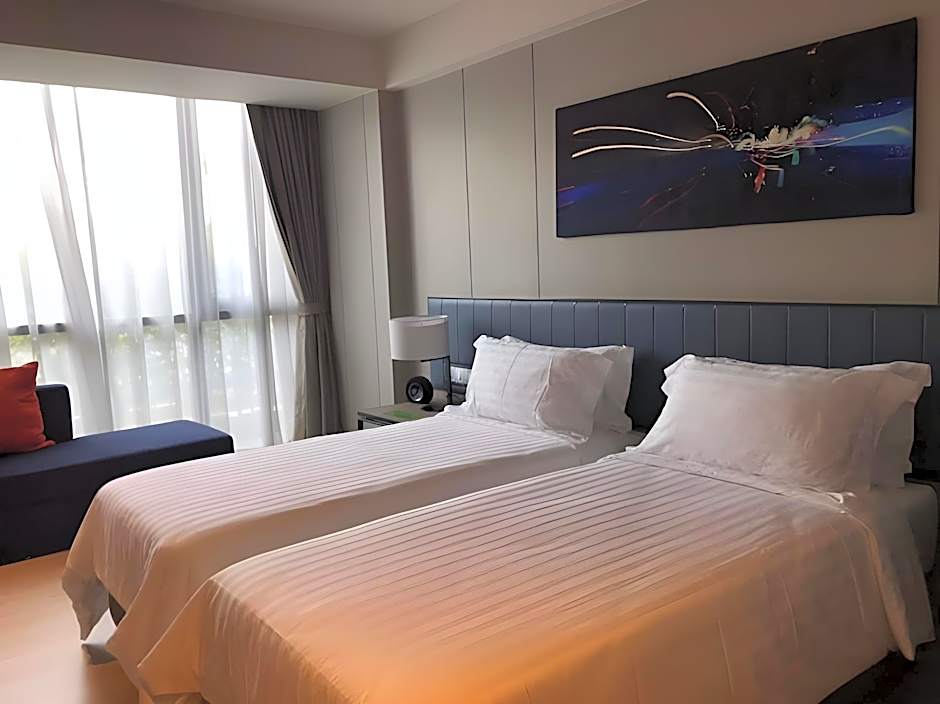 Modena by Fraser Buriram