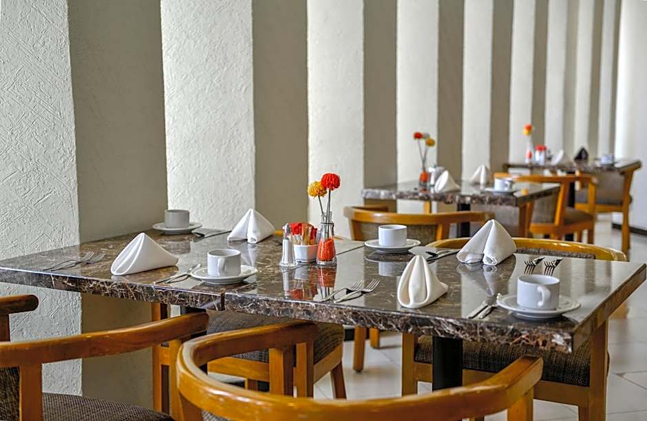 Aranzazu Plaza Kristal Aguascalientes